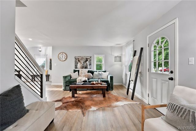 212 Schwartz Road, Lancaster, NY 14086