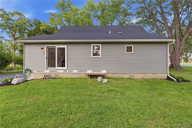 212 Schwartz Road, Lancaster, NY 14086