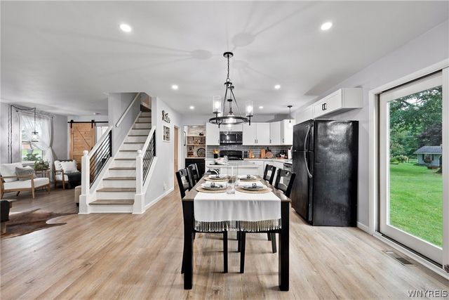 212 Schwartz Road, Lancaster, NY 14086