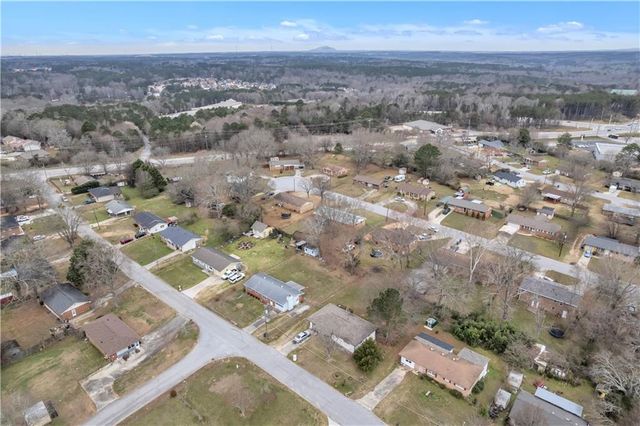 1063 Mountain View NW Road, Conyers, GA 30012