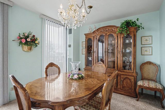 1800 7TH Street 5D, East Moline, IL 61244