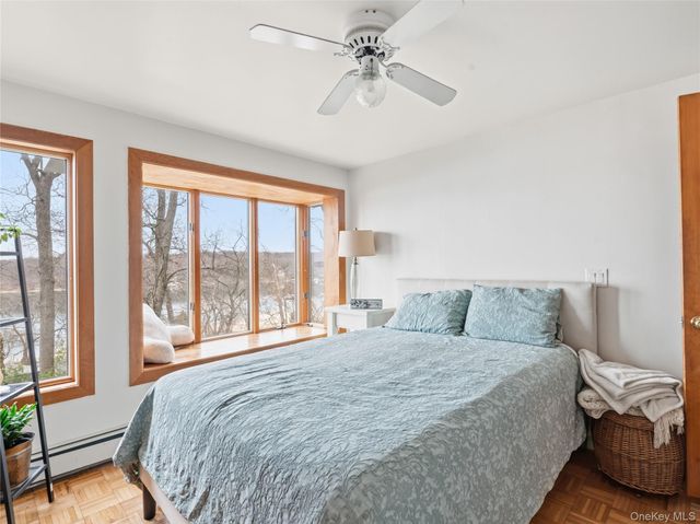 175 Taft Crescent, Centerport, NY 11721