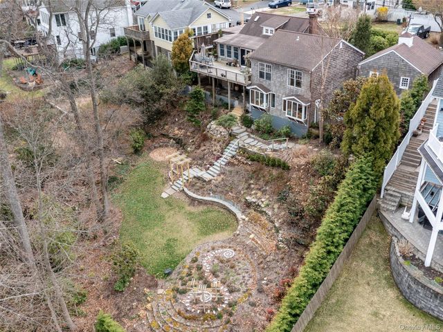 175 Taft Crescent, Centerport, NY 11721