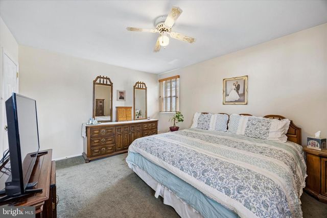 400-00 WOODHAVEN RD, Philadelphia, PA 19116