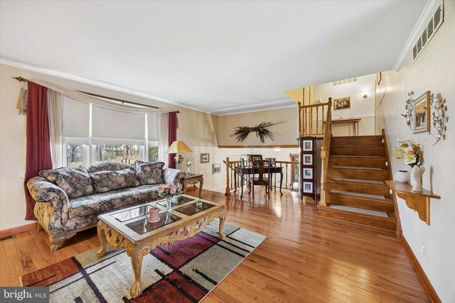 400-00 WOODHAVEN RD, Philadelphia, PA 19116