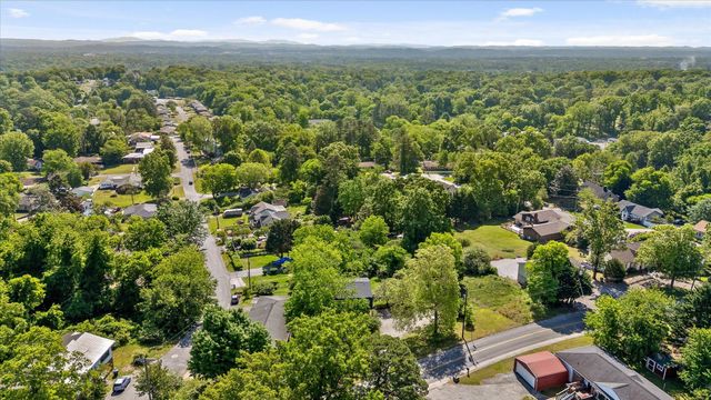 918 S Crest Road, Chattanooga, TN 37404