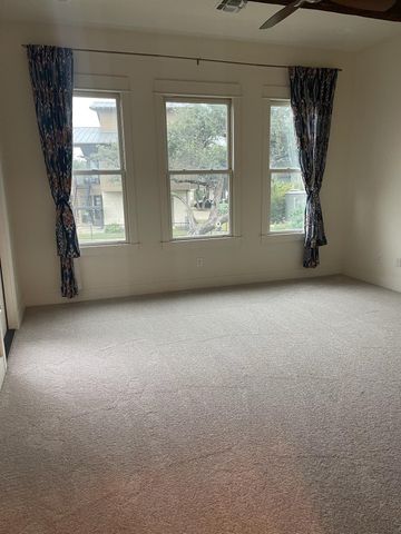 2217 Seabiscuit CV 105, Spicewood, TX 78669