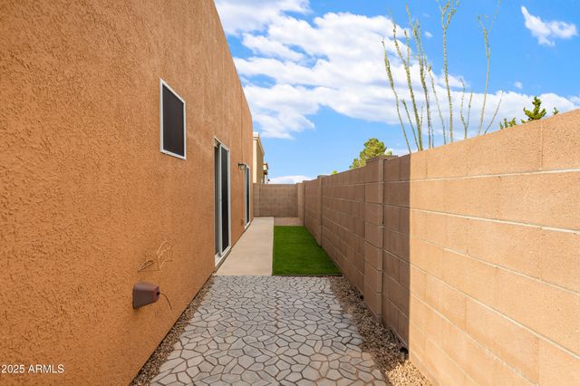 263 S Sky Ranch Road, Sierra Vista, AZ 85635