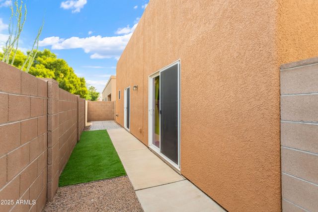 263 S Sky Ranch Road, Sierra Vista, AZ 85635