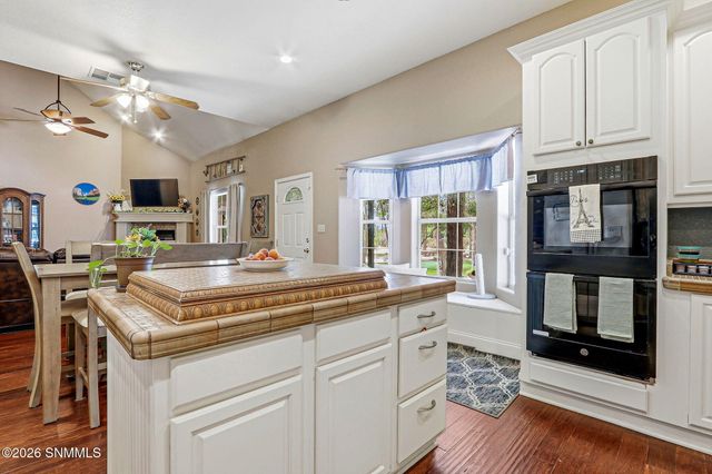 4631 Whispering Pines Court, Las Cruces, NM 88007