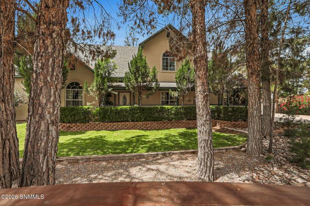 4631 Whispering Pines Court, Las Cruces, NM 88007