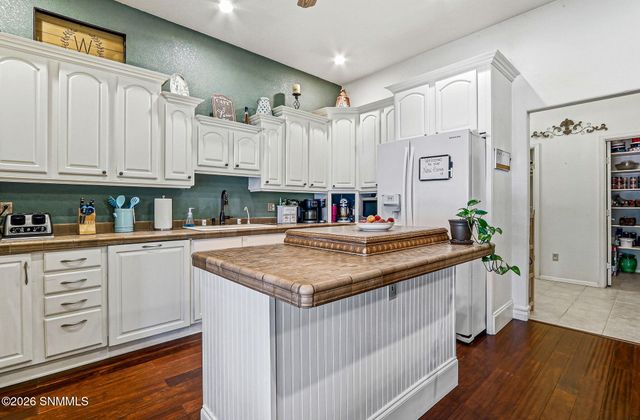 4631 Whispering Pines Court, Las Cruces, NM 88007