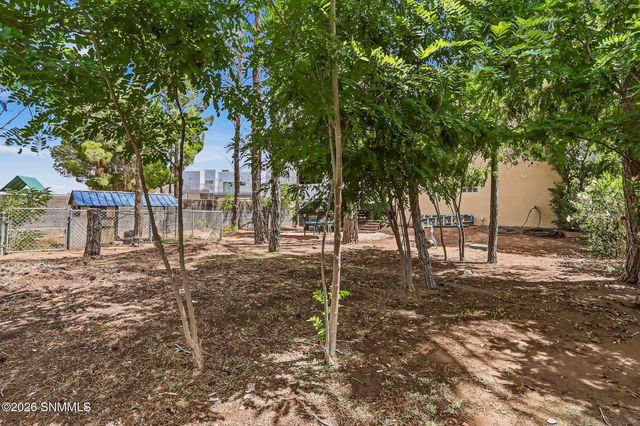 4631 Whispering Pines Court, Las Cruces, NM 88007