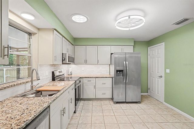 17703 CRANBROOK DRIVE, Lutz, FL 33549