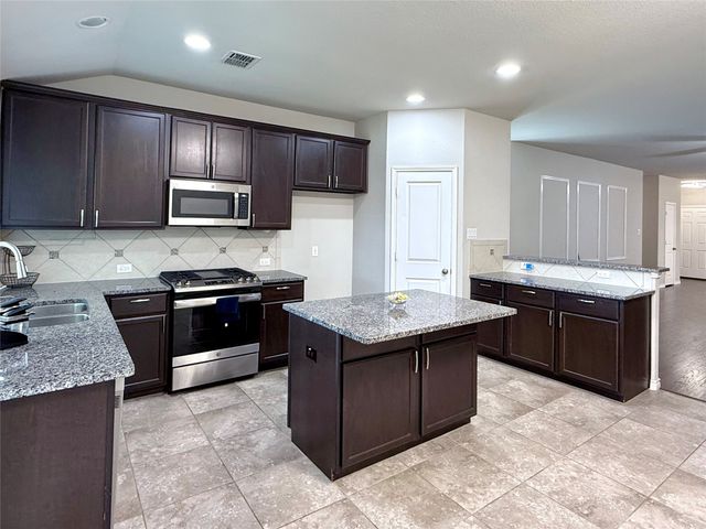 3728 Holly Brook Drive, Fort Worth, TX 76244