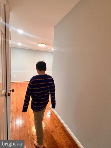 1509 SNUGHILL CT, Vienna, VA 22182