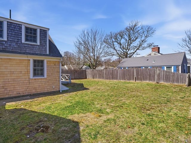 64 Ocean Ave, Yarmouth, MA 02664