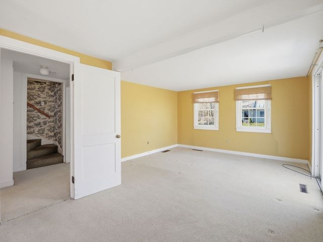 64 Ocean Ave, Yarmouth, MA 02664