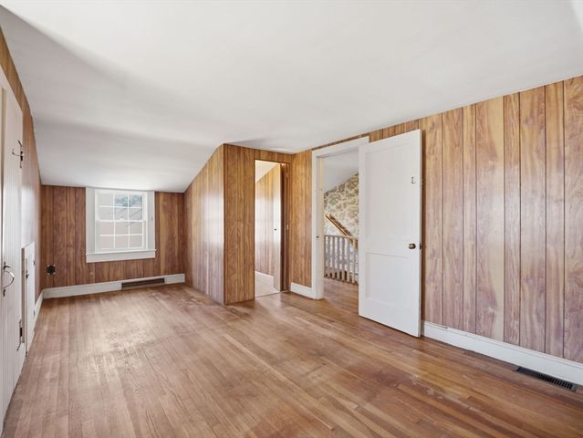 64 Ocean Ave, Yarmouth, MA 02664