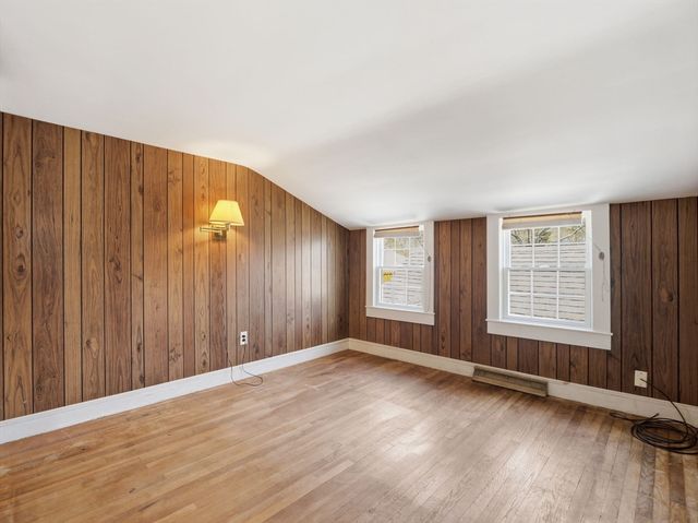 64 Ocean Ave, Yarmouth, MA 02664
