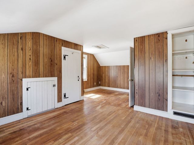 64 Ocean Ave, Yarmouth, MA 02664
