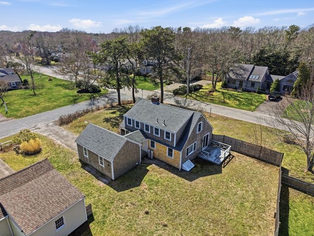 64 Ocean Ave, Yarmouth, MA 02664
