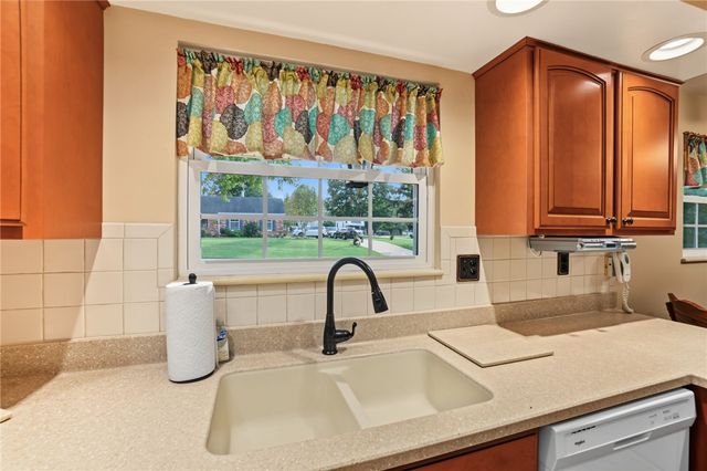 1136 Neeld Drive, Xenia Twp, OH 45385