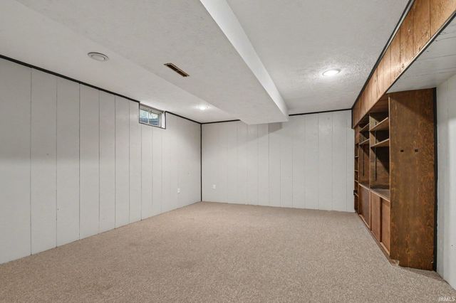 51081 Winding Waters Lane, Elkhart, IN 46514