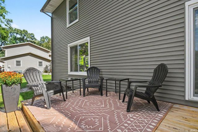 51081 Winding Waters Lane, Elkhart, IN 46514