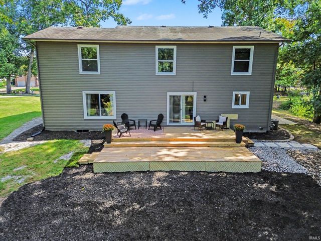 51081 Winding Waters Lane, Elkhart, IN 46514