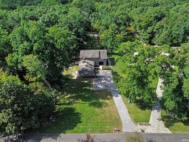 51081 Winding Waters Lane, Elkhart, IN 46514