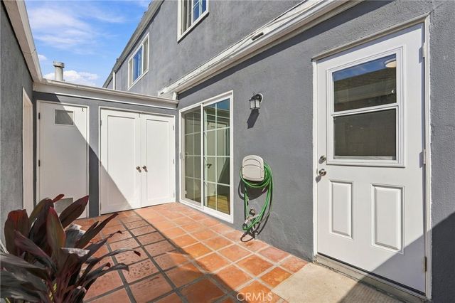 104 Yorktown, Costa Mesa, CA 92626