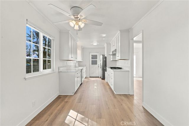 104 Yorktown, Costa Mesa, CA 92626