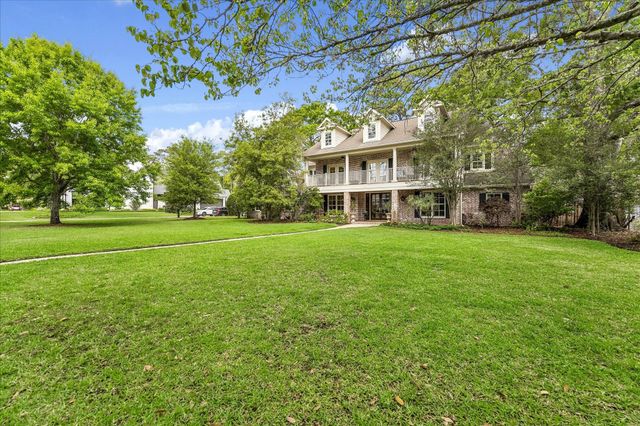 42 Patti Lynn Lane, Houston, TX 77024