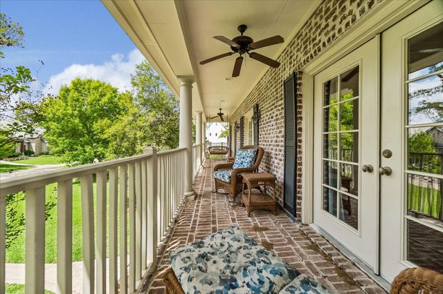 42 Patti Lynn Lane, Houston, TX 77024