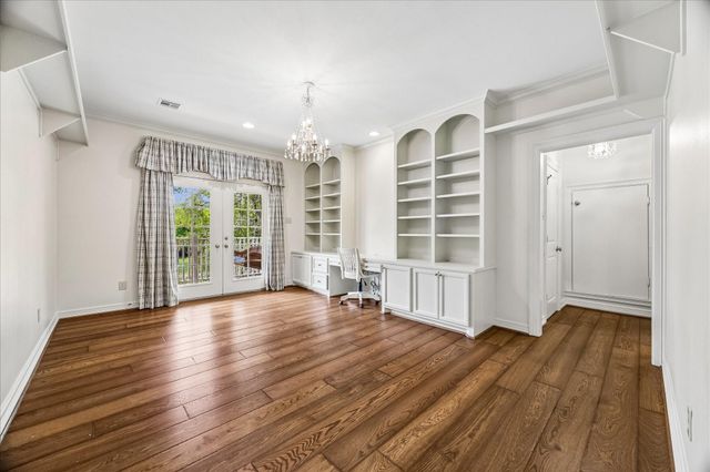 42 Patti Lynn Lane, Houston, TX 77024