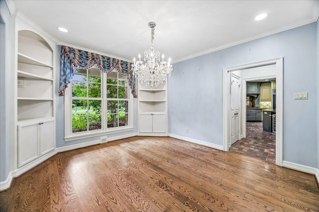 42 Patti Lynn Lane, Houston, TX 77024