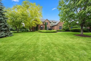 36W824 Red Gate Court, St. Charles, IL 60175