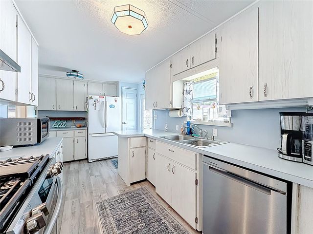 665 54TH STREET S 133, Gulfport, FL 33707