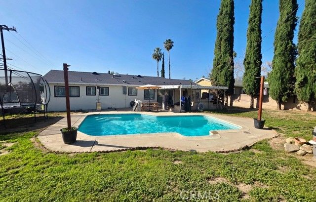 5889 Dogwood Street, San Bernardino, CA 92404