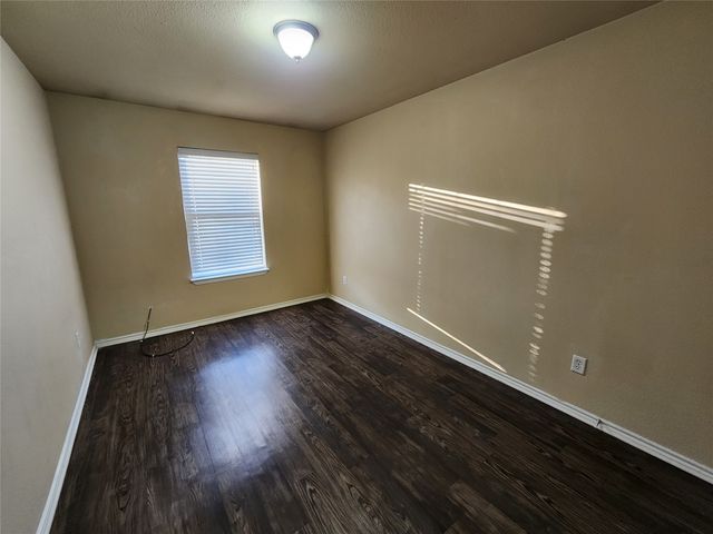 3522 8th Avenue, Fort Worth, TX 76110