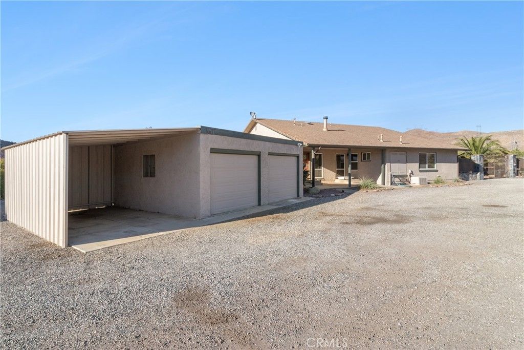 541 Foreston, Palmdale, CA 93510 — photo 2