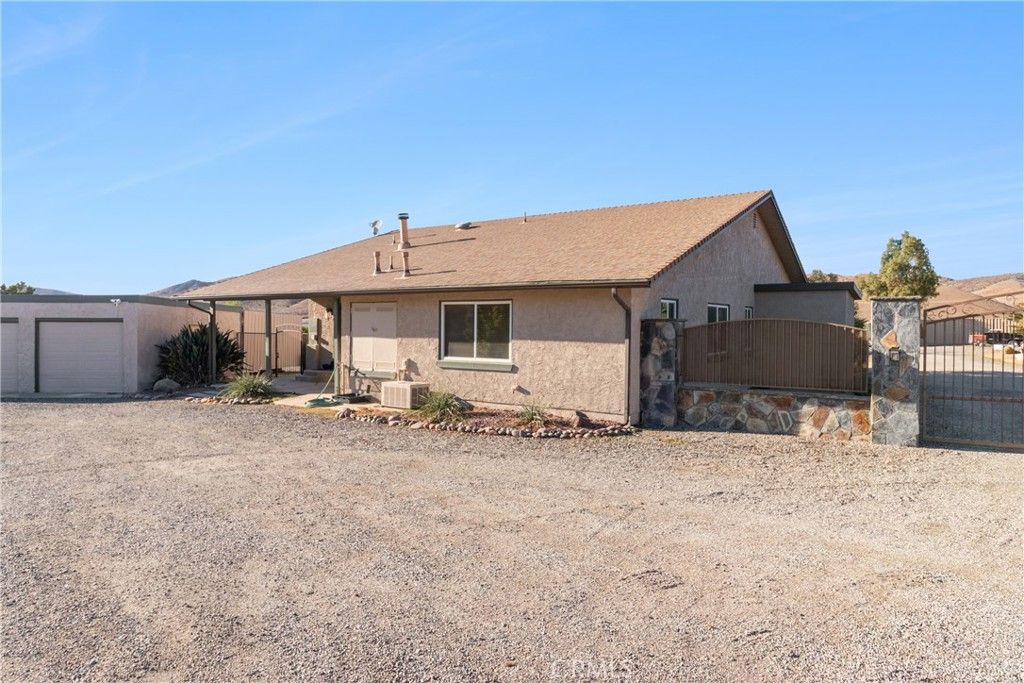 541 Foreston, Palmdale, CA 93510 — photo 5