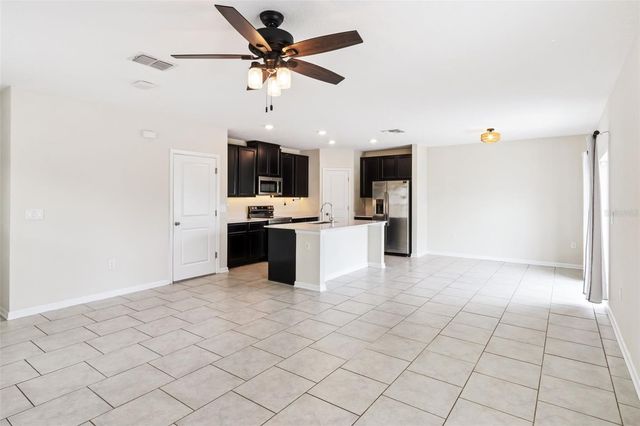 310 CITRUS POINTE DRIVE, Davenport, FL 33837