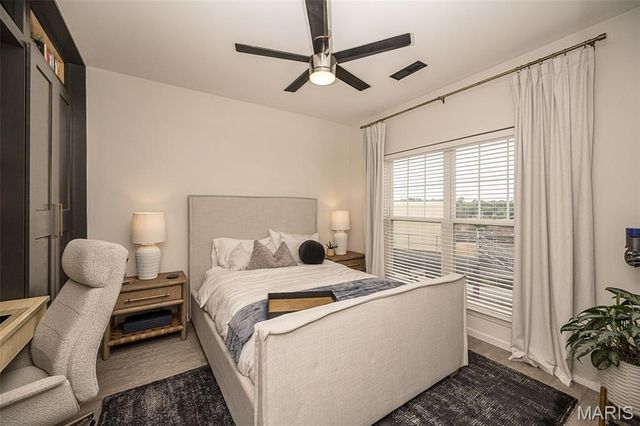 1270 Strassner Drive 3202, Brentwood, MO 63144