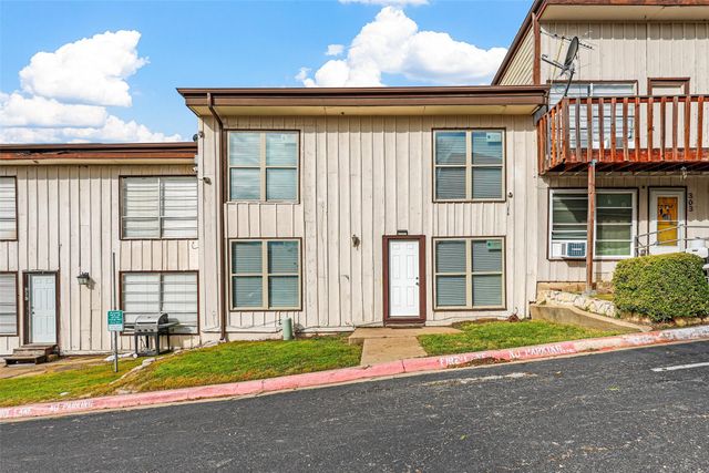 6024 Westridge Lane 305, Fort Worth, TX 76116
