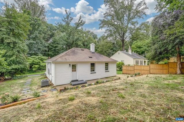 1623 MASON LN, Charlottesville, VA 22903