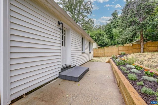 1623 MASON LN, Charlottesville, VA 22903