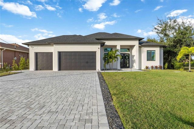 8 IDLE COURT, Placida, FL 33946