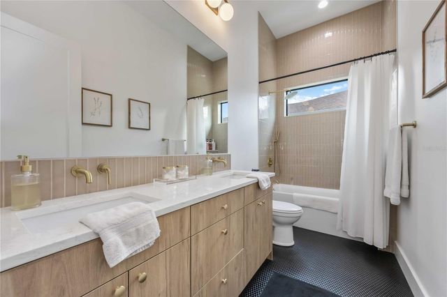 8 IDLE COURT, Placida, FL 33946